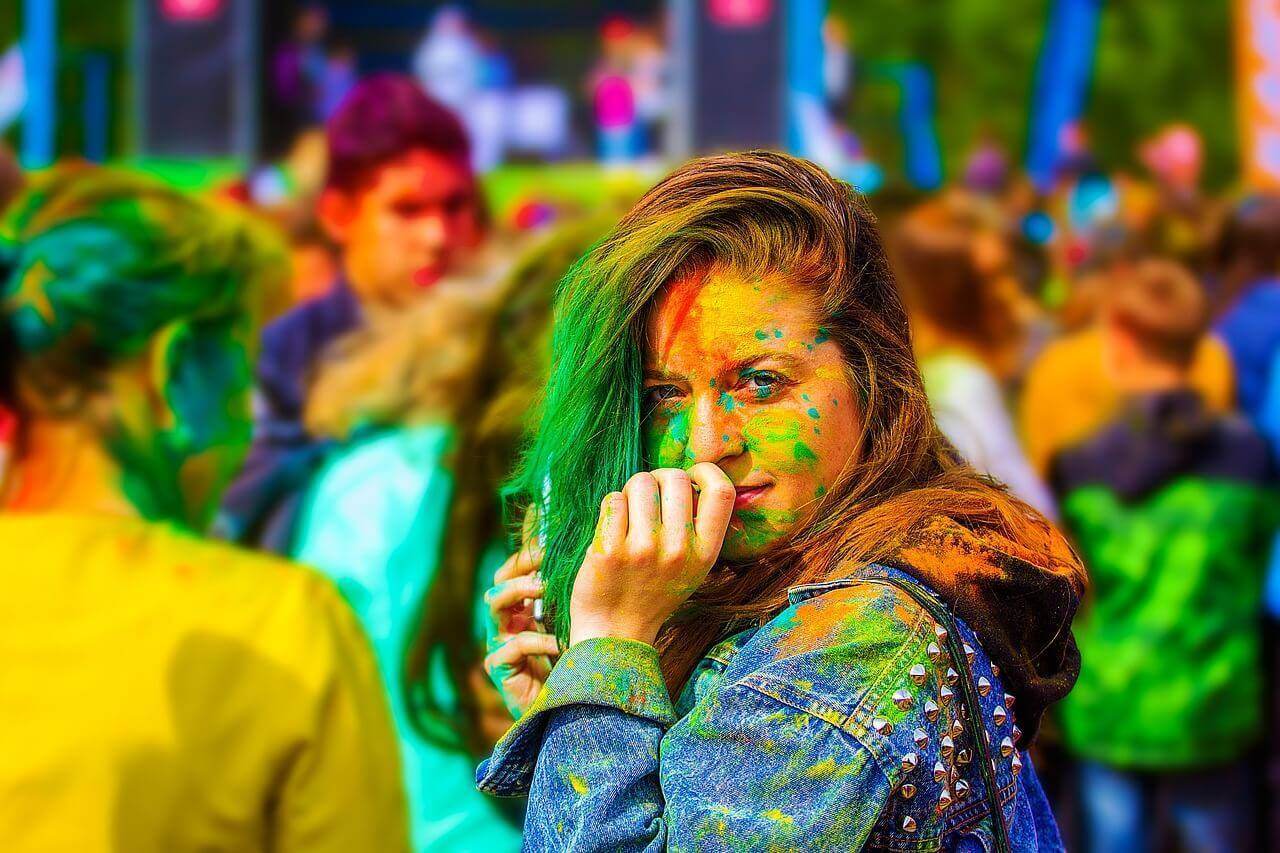 the festival of colors 2374421 1280