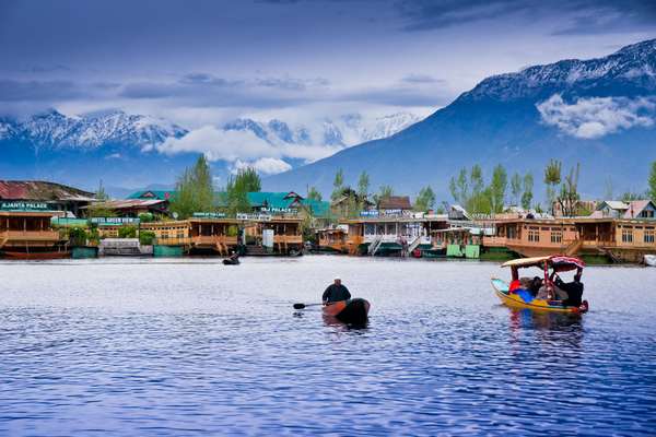 Places_to_Visit_in_Kashmir_600x400